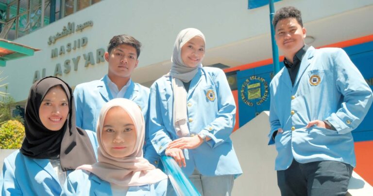 admission row 1